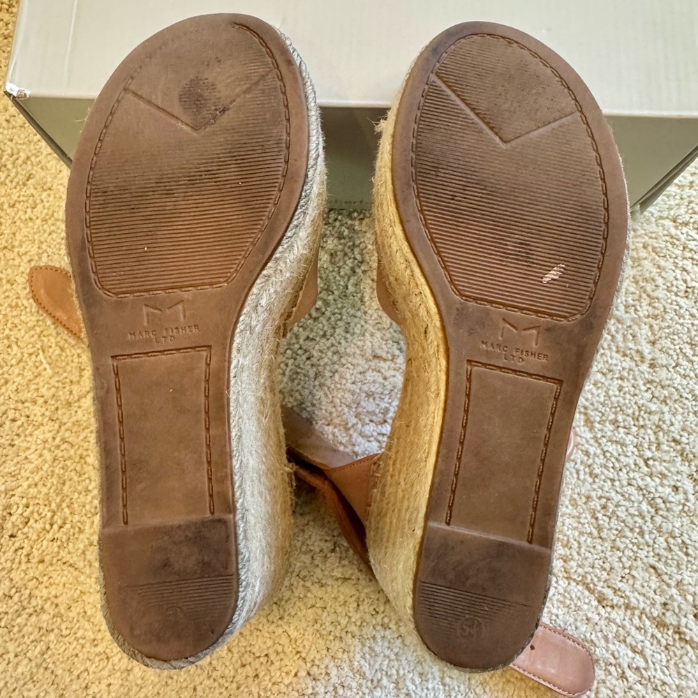 Marc Fisher Alida Wedges - Picture 6 of 10